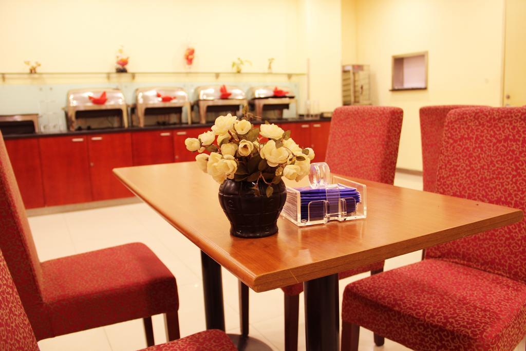 Hanting Express Shenyang Longemont Square Dış mekan fotoğraf